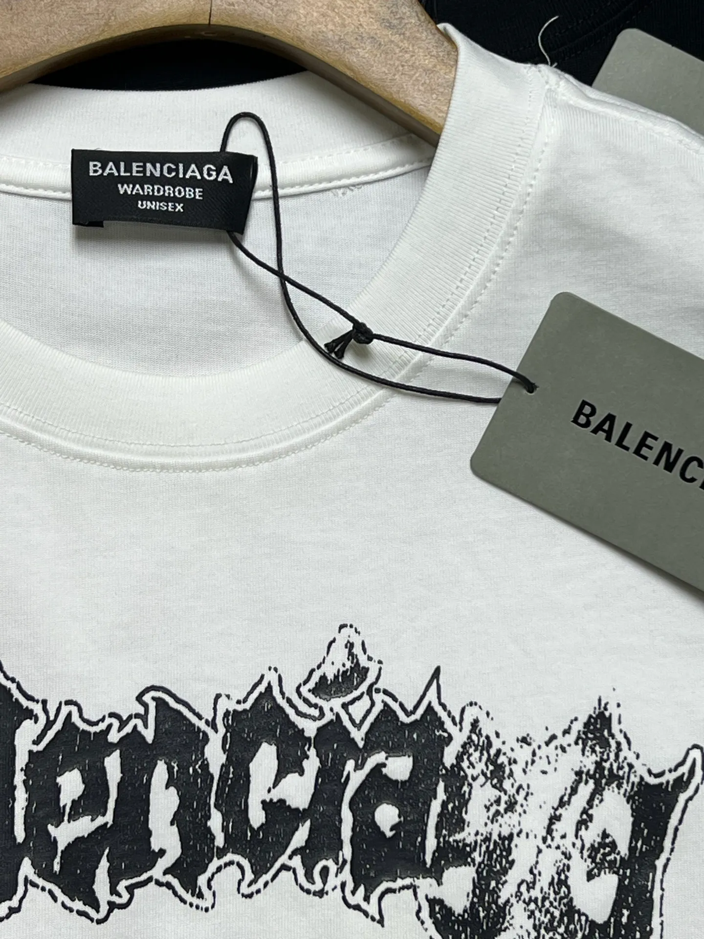 🔥🔥🔥 BALENCIAGA LOGO ， Retro Same Style T Versatile : Black White
